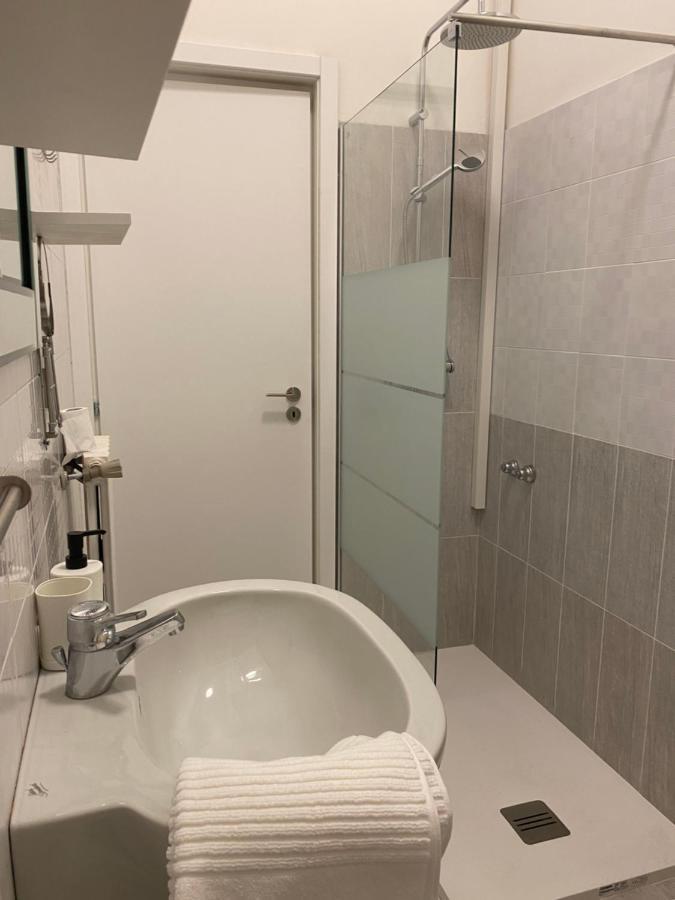 Westhouse Apartment Pescara Bagian luar foto