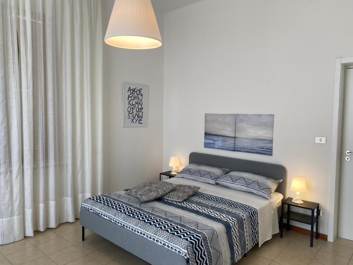 Westhouse Apartment Pescara Bagian luar foto