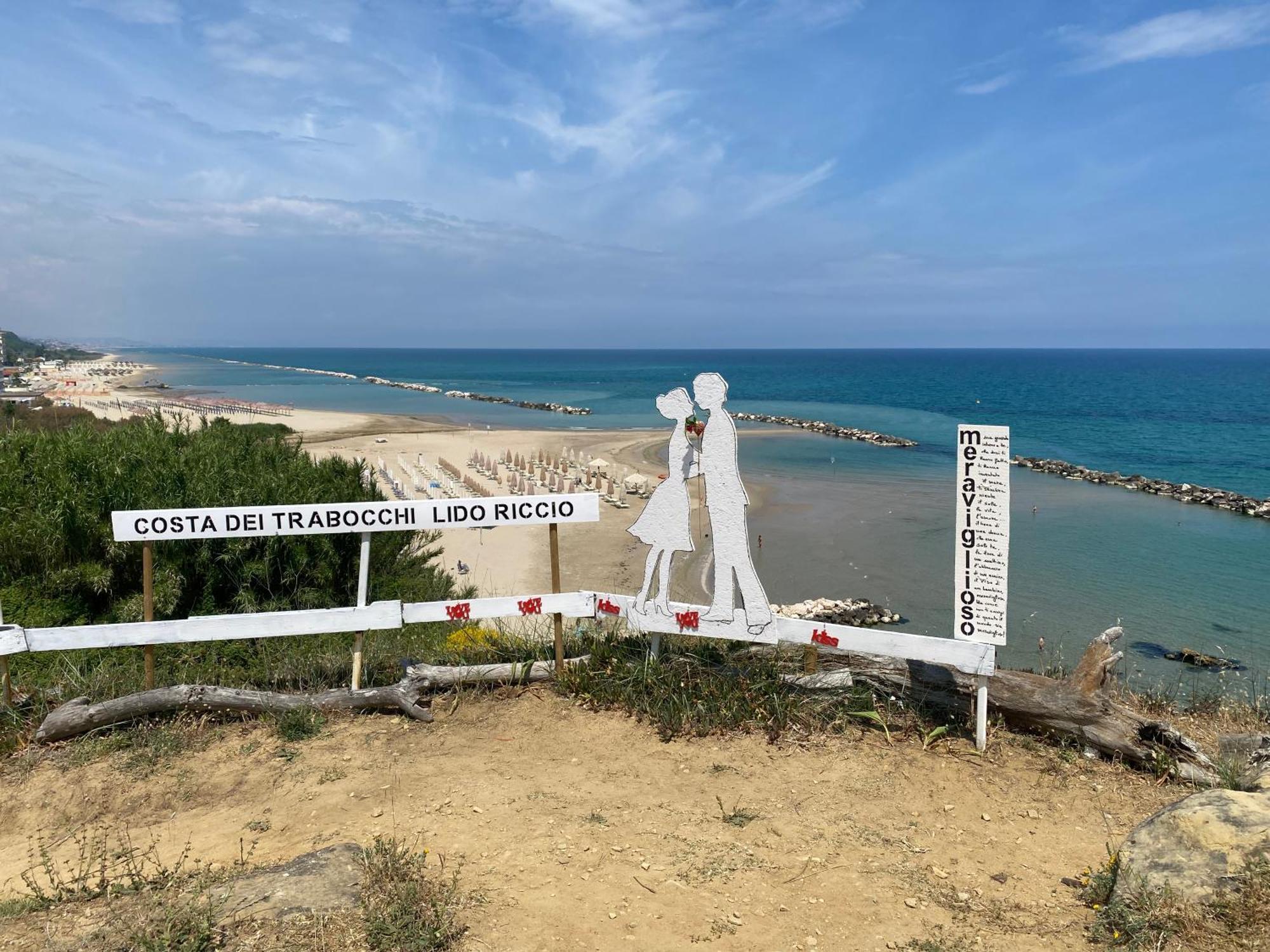 Westhouse Apartment Pescara Bagian luar foto