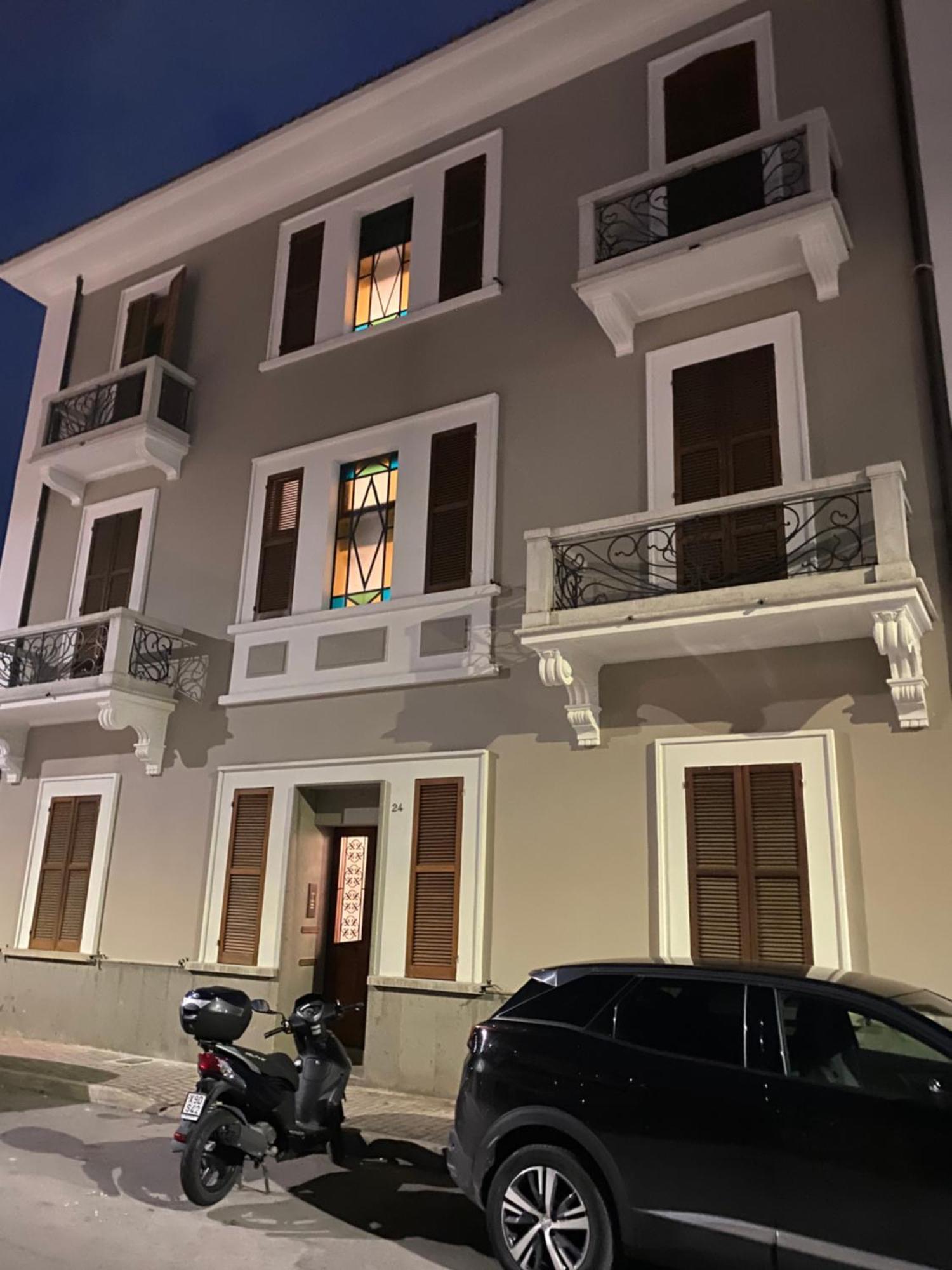 Westhouse Apartment Pescara Bagian luar foto