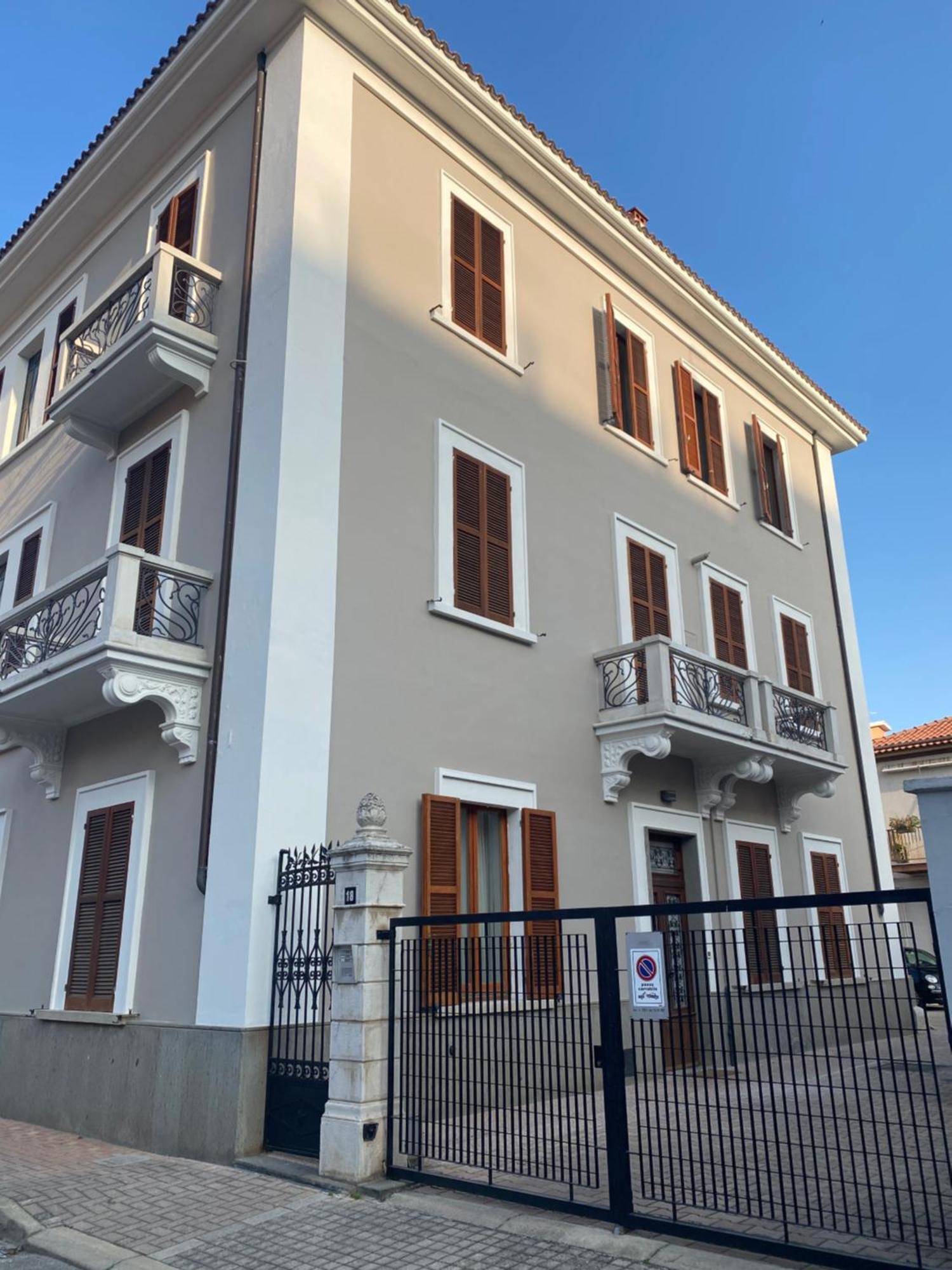 Westhouse Apartment Pescara Bagian luar foto